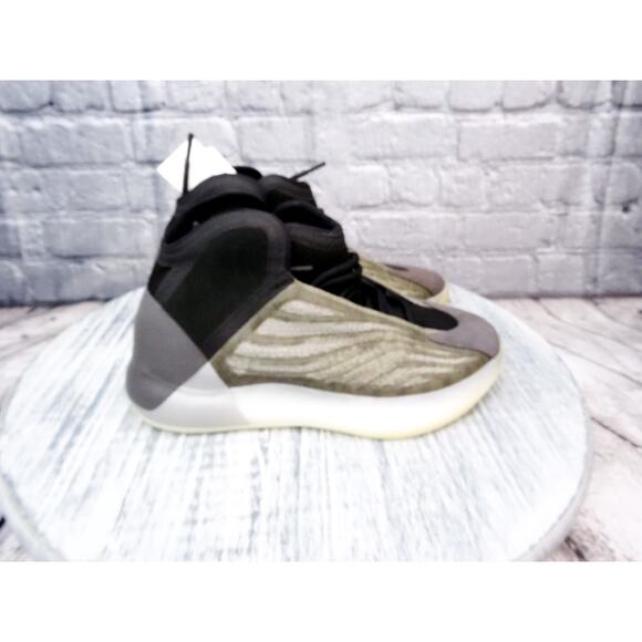 Adidas Yeezy QNTM Quantum  Barium Barium Barium Men 6 Women 7.5 New In Box main image 7